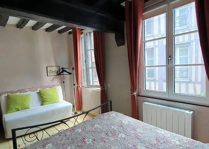 Maison Au Centre De Apartman