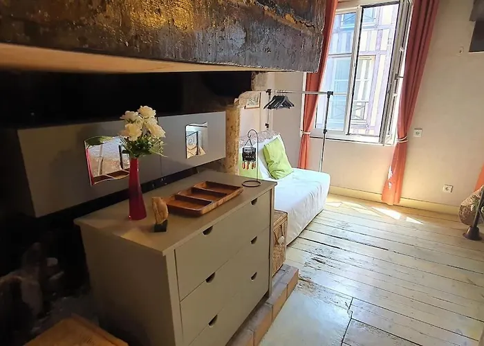 Maison Au Centre De Apartment *