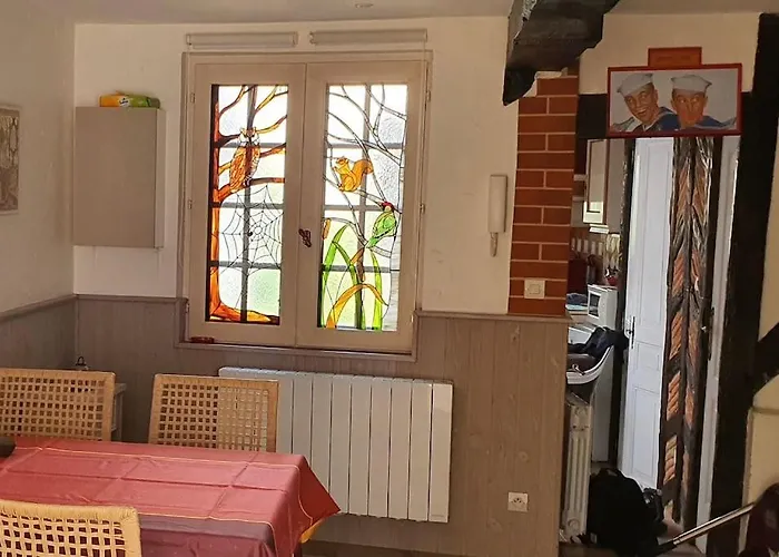 Maison Au Centre De Honfleur